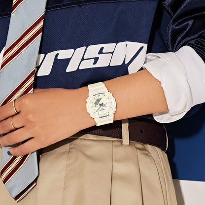 CASIO G-SHOCK OAK COMPACT – BLUE ACCENT SEERIA – IVORY GMA-P2100BA-7AER