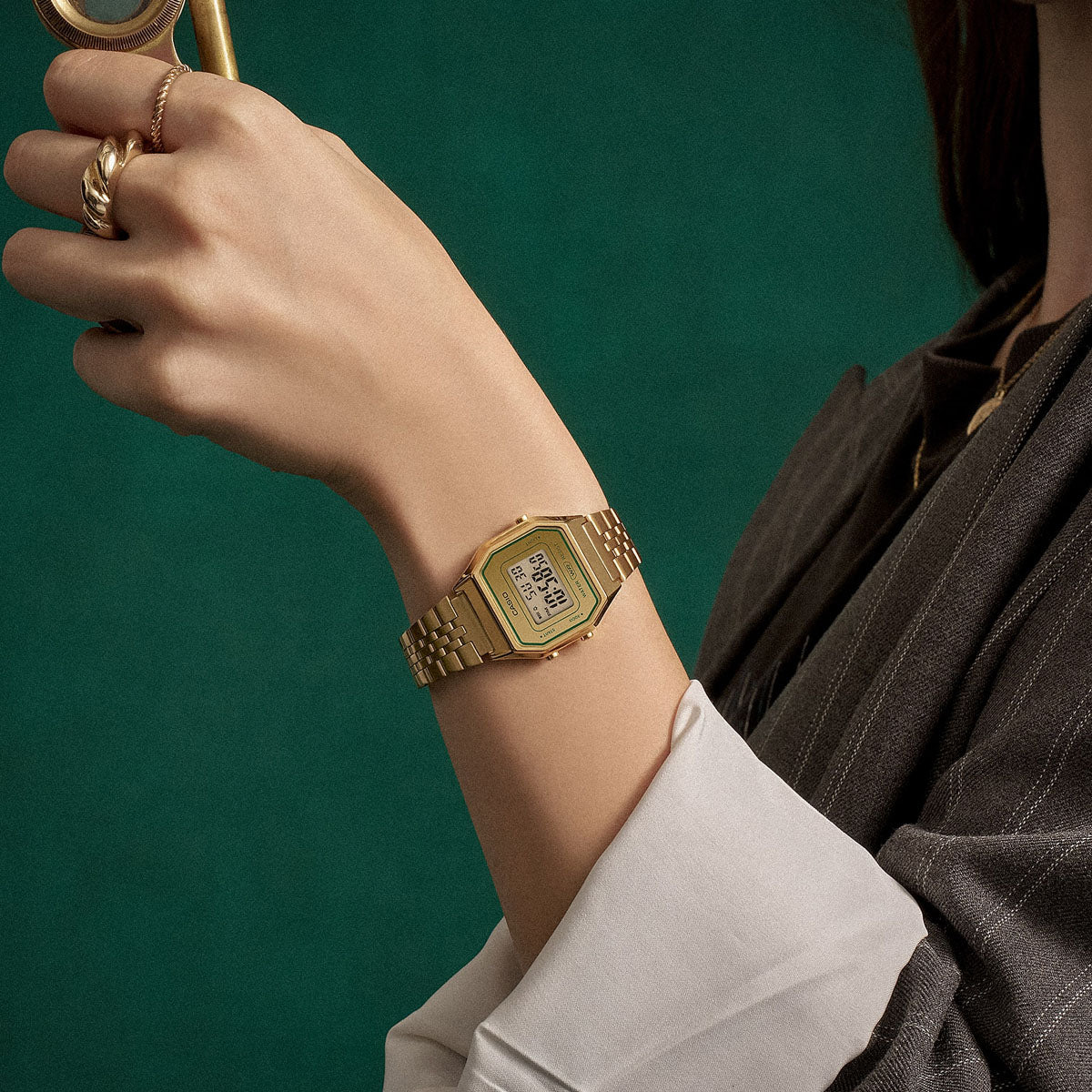 CASIO VINTAGE ICONIC - GOLD LA680WEGV-9AEF