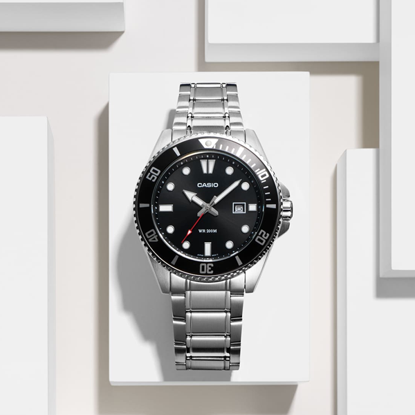CASIO COLLECTION DIVER DATE 200M – MUST MDV-107D-1A1VEF